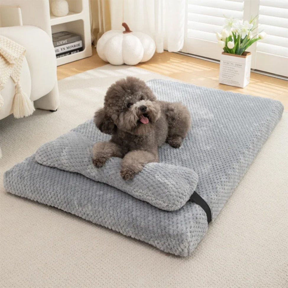 Lit orthopédique chien gris assurant confort maximal pour le toutou