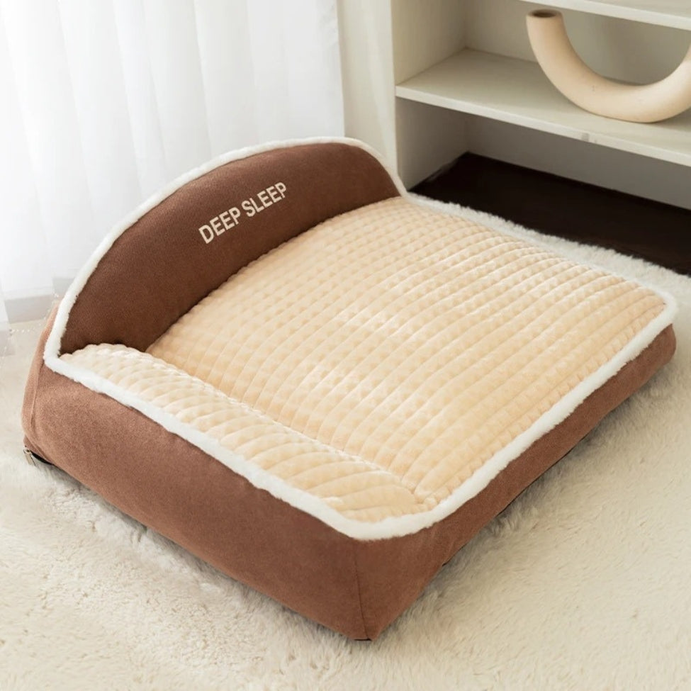 Modèle du lit pour chien de couleur marron