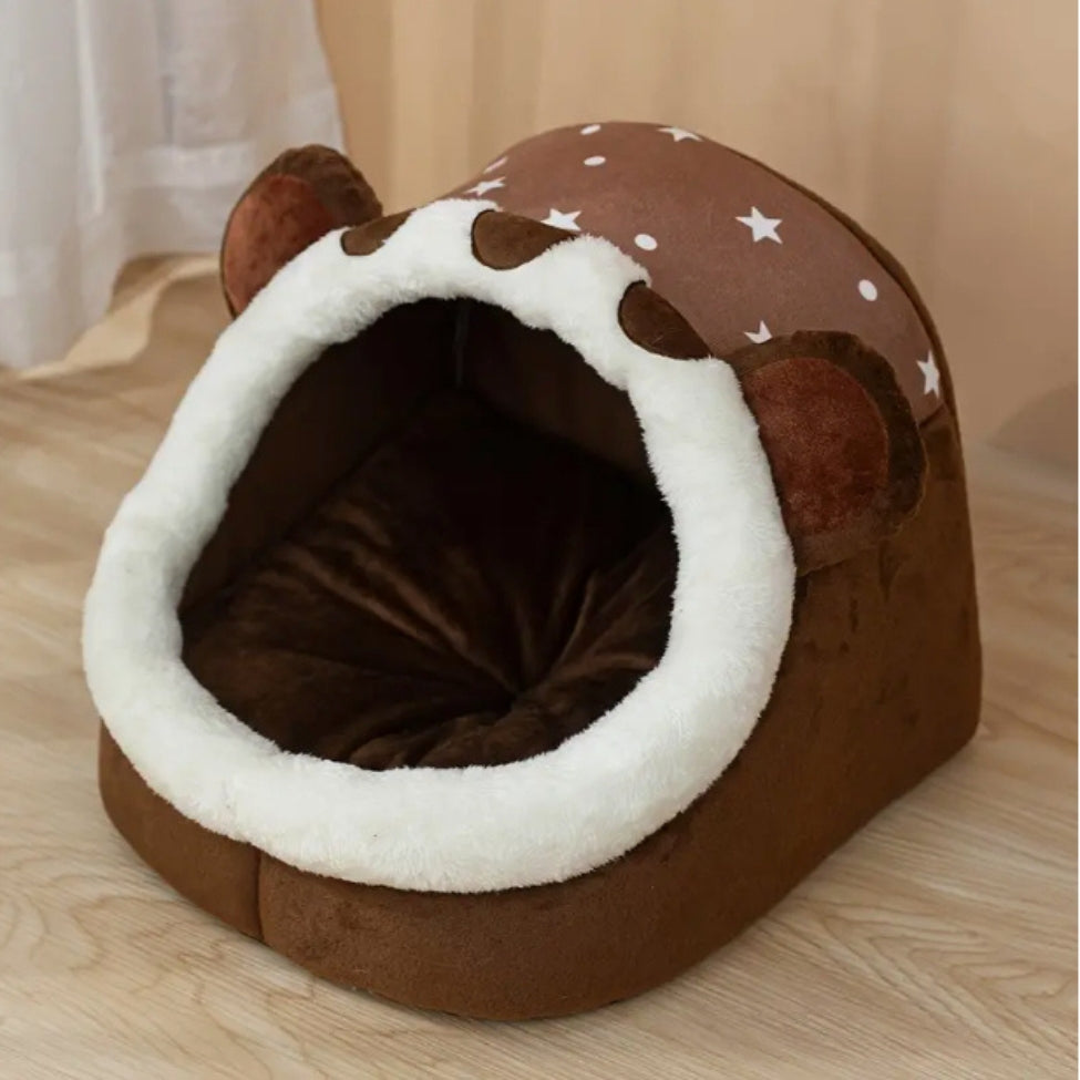 Une niche chien intérieur moelleuse, au design d’animal