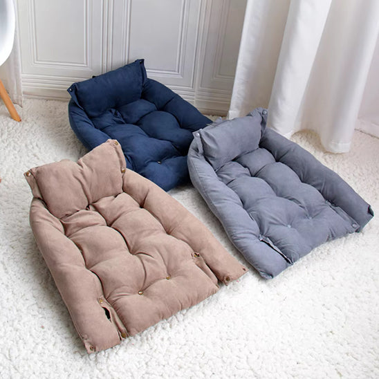 Panier chien décliné en gris, beige et bleu, design doux et rassurant