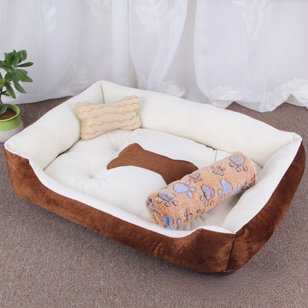 Panier pour chien beige café moelleux, parfait pour des siestes réparatrices