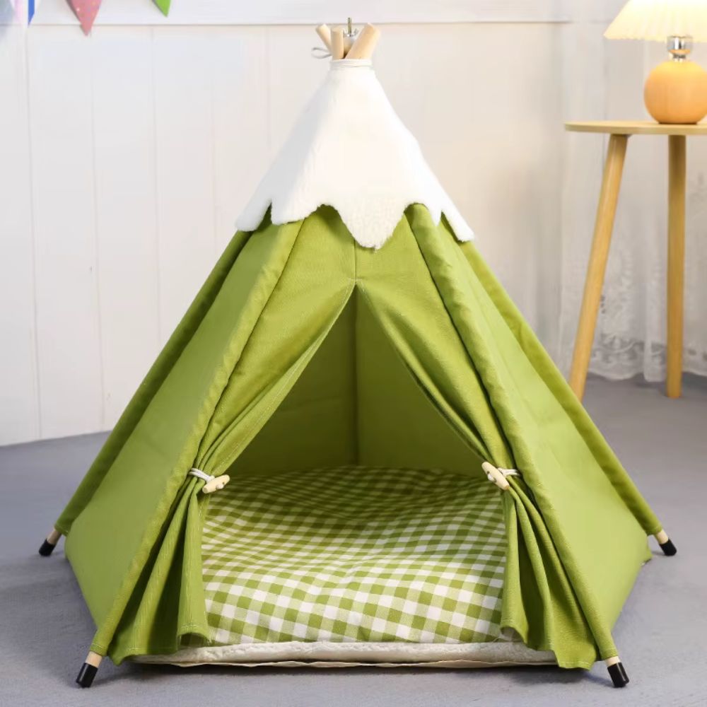 Tipi pour chien à conception semi-fermée, offrant sécurité et confort pour un sommeil réparateur