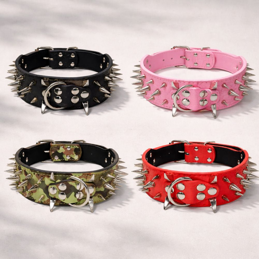 Collier chien clouté disponible en rouge, noir, rose et camouflage