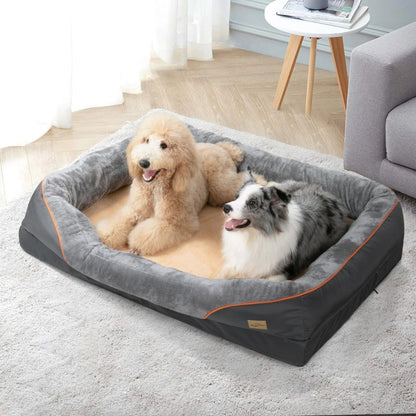 Couchage chien spacieux accueillant deux chiens allongés confortablement