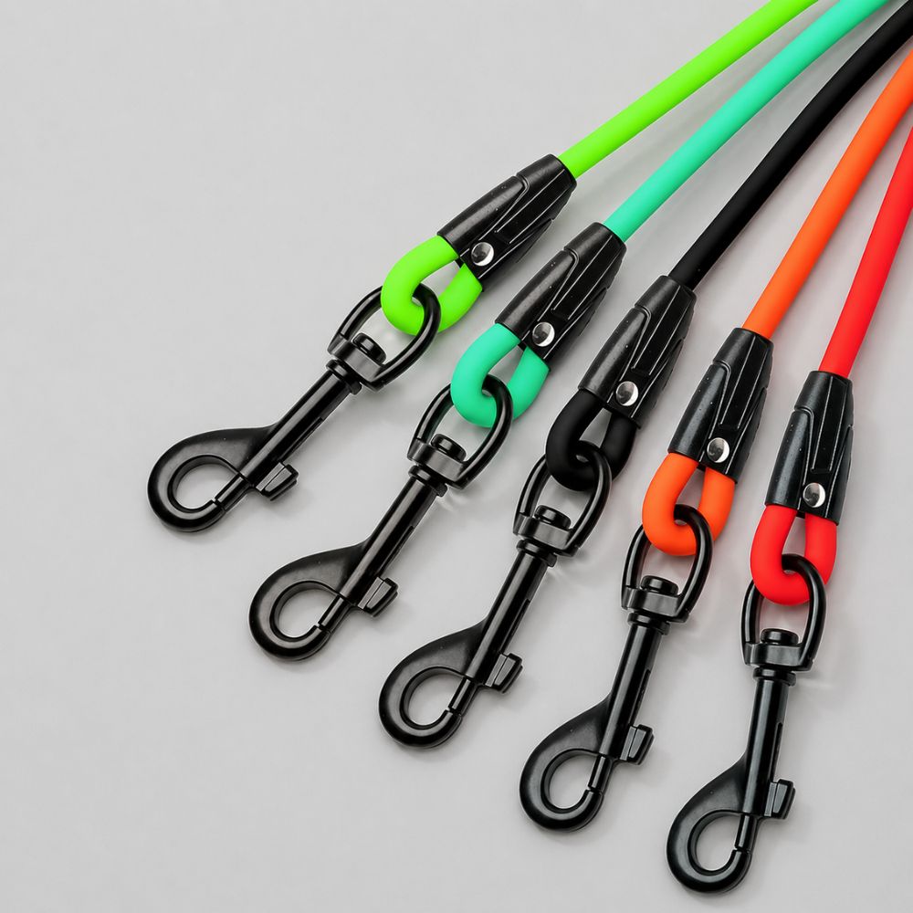 laisse pour chien avec mousqueton métallique rotatif et attaches renforcées en plusieurs couleurs