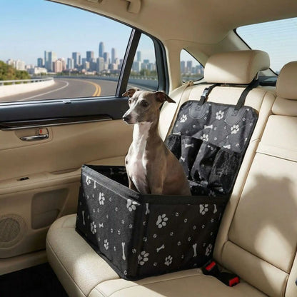 Lévrier installé dans un panier voiture pour chien léger et pliable, adapté aux déplacements en voiture