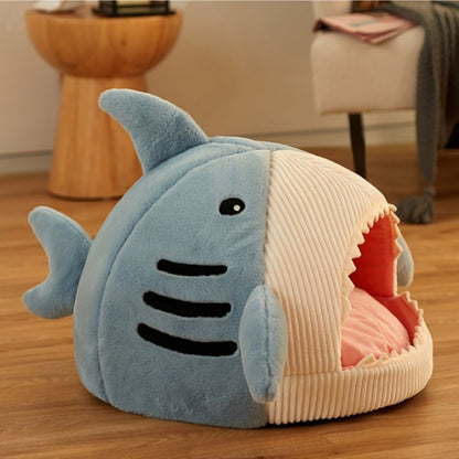 Niche chien intérieur en forme de requin bleu