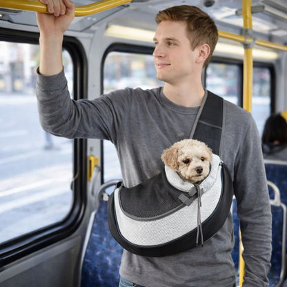 sac transport petit chien pratique pour les transports en commun avec chien installé confortablement