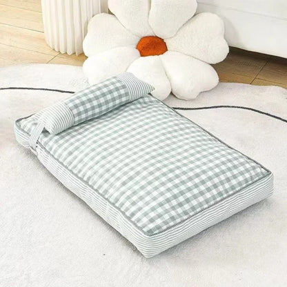 Tapis pour chien vert apportant une touche de design et de fraîcheur à l’intérieur