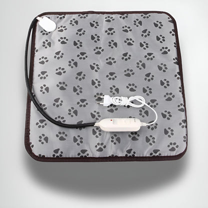 vue complète du tapis pour chien chauffant avec motif pattes et surface imperméable