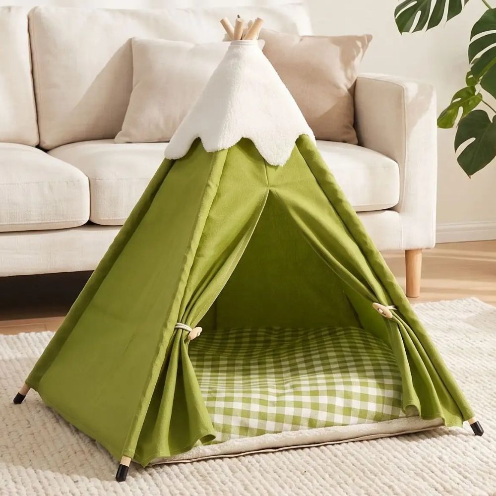 Tipi pour chien vert, un mini cocon au design d'une montagne enneigée
